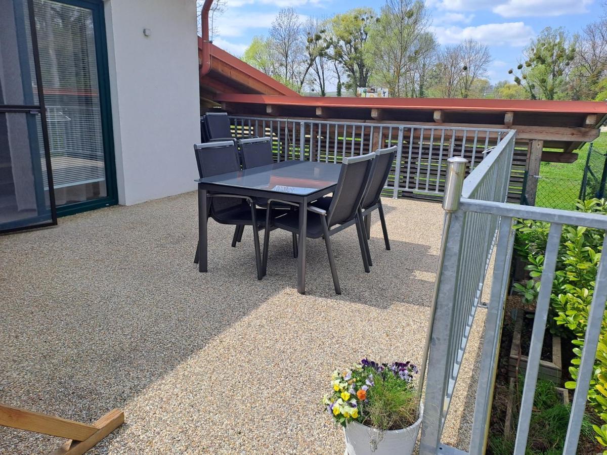 Apartmany U Zamecku Hlohovec Luaran gambar