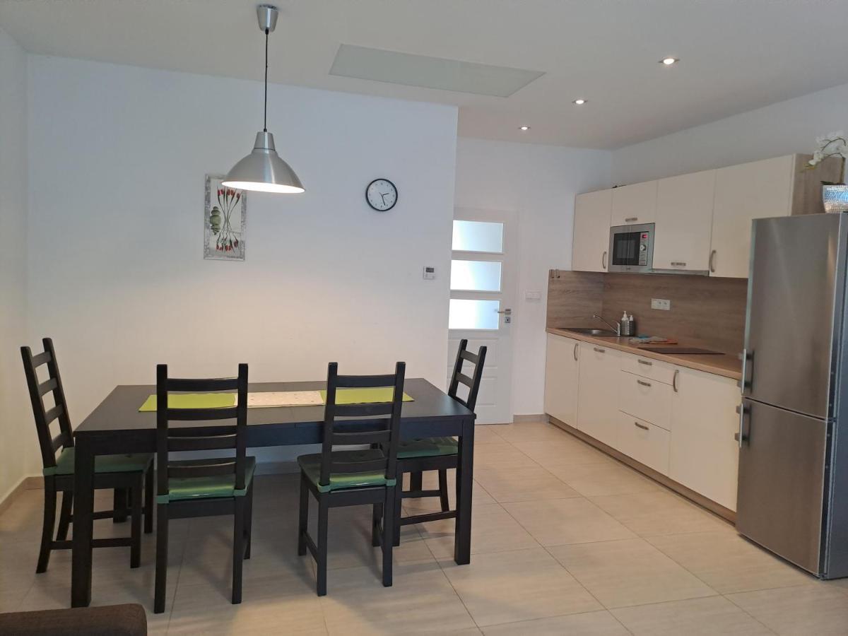 Apartmany U Zamecku Hlohovec Luaran gambar